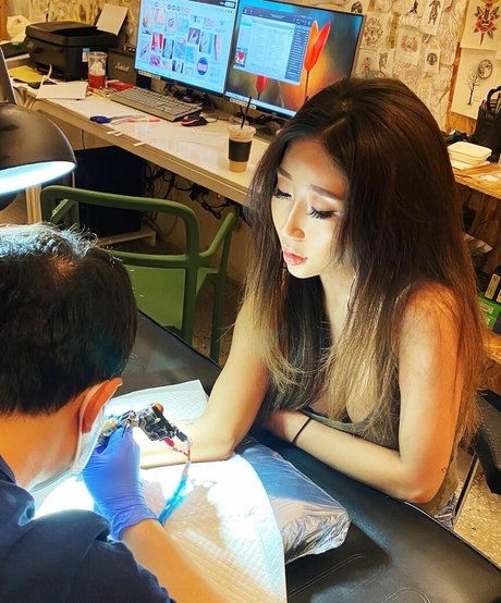 sexy mom onlyfans nice archive