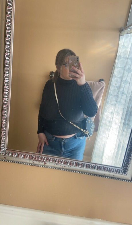 baddiealexaaa art pornstar photo