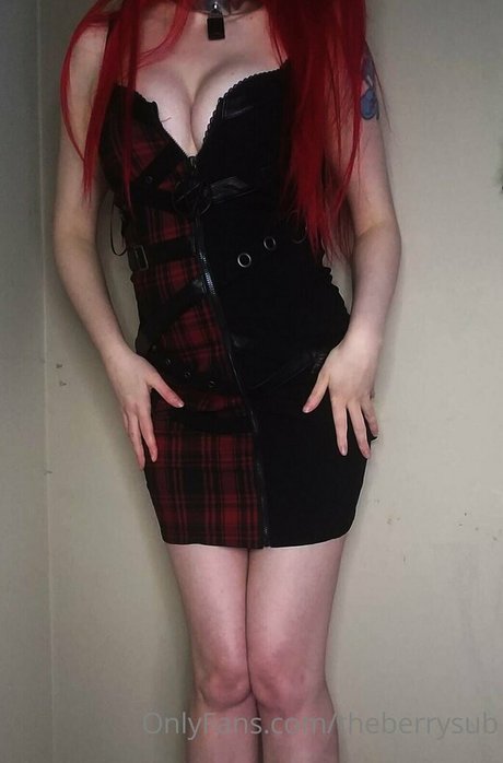 theberrysub perfect model pictures