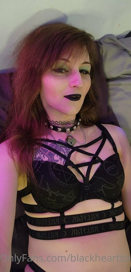 blackheartsora model pretty picture