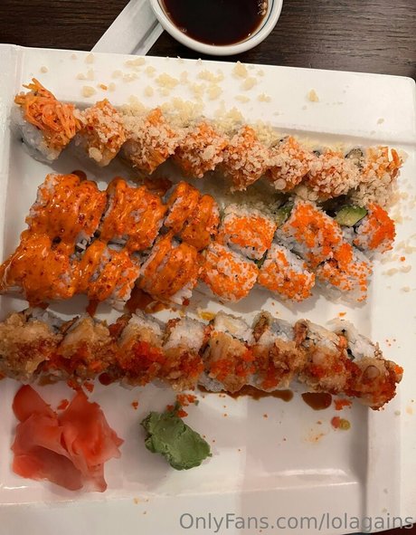 lolagains pretty actress photos