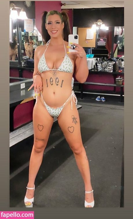 gothkaren exclusive star archive