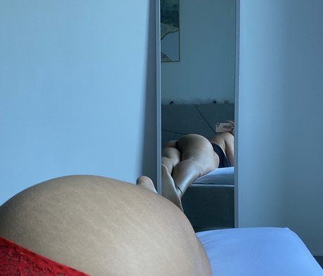 Ludmylla mnr sexy model photo