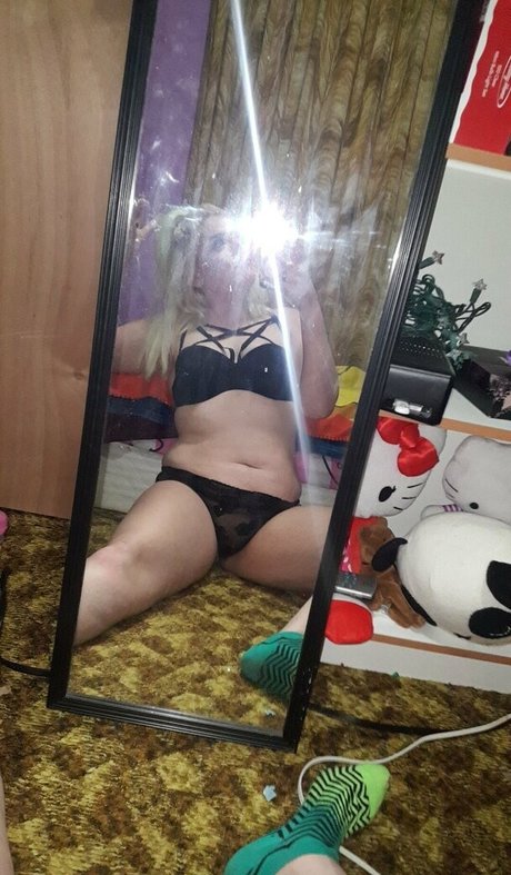 prinxessxnikki model erotic image