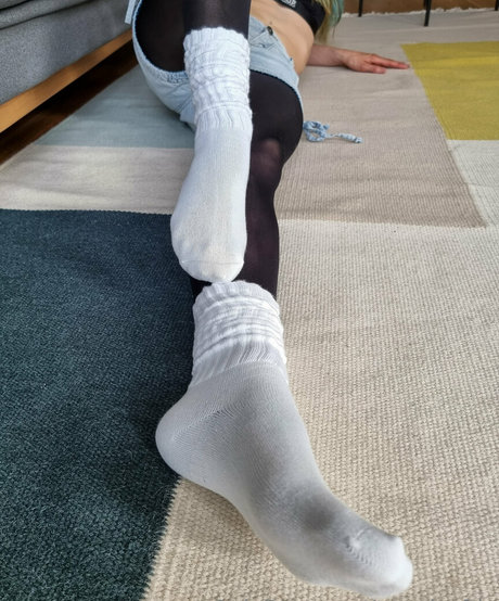 treadsoftly beautiful actress galleries