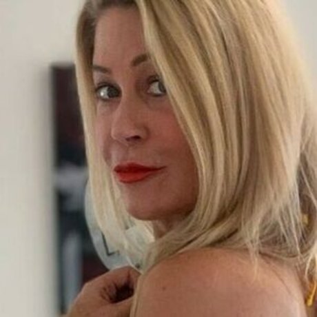 fitwithkara actress pics