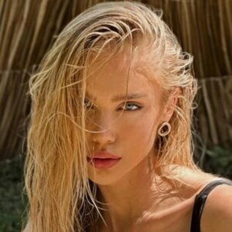 Sarahardel sex star pics