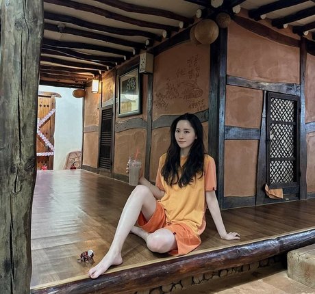 Vanessa Only4567 exclusive pornstar archive