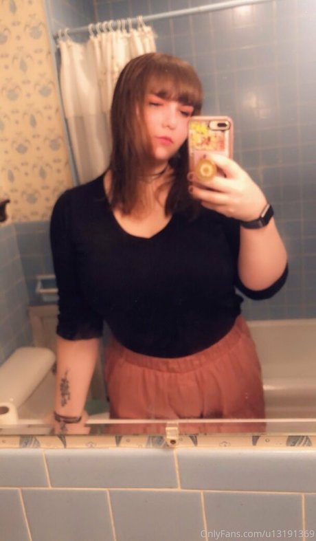 granny thick onlyfans beautiful nude picture