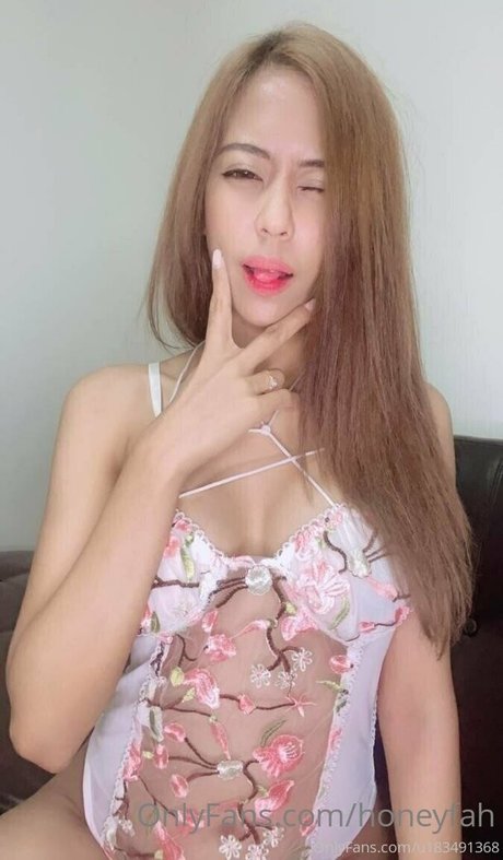 honeyfah model pornographic img