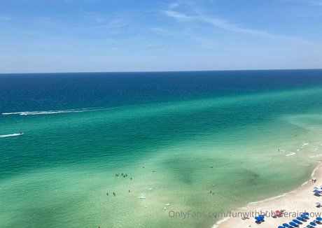 funwithbubblerainbow sexy model image