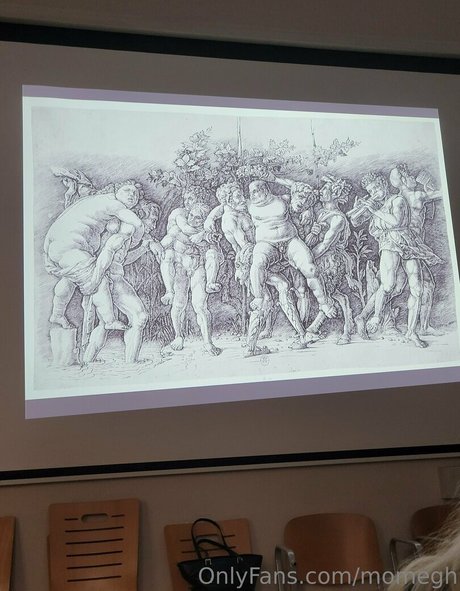 momegh model porn images