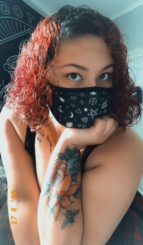 yourlocalewhore naked star images