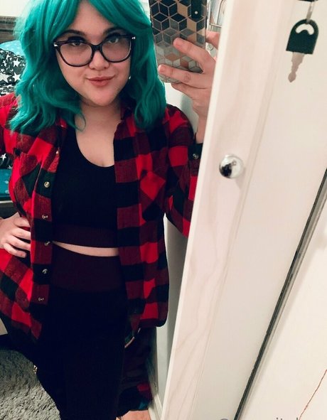 serenitaboo naked actress img