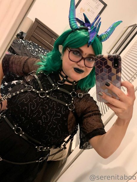 serenitaboo nudes star galleries