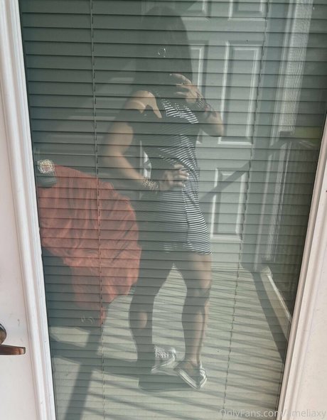 ameliaxy naked actress photo