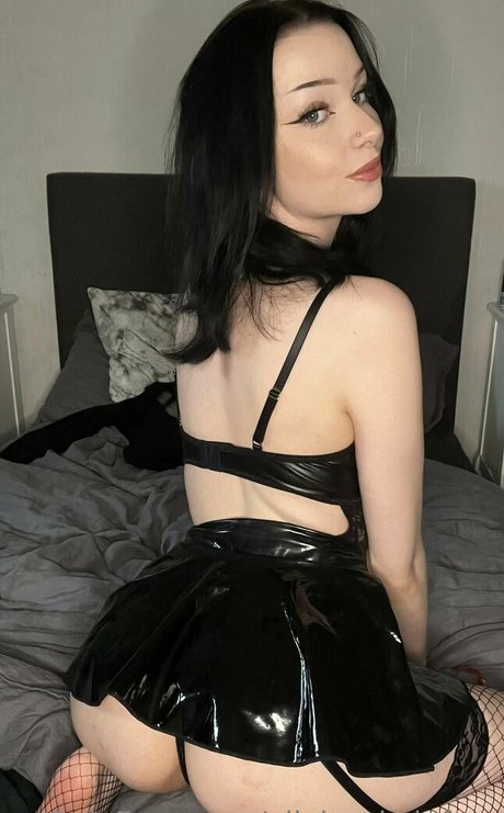 sexy mom onlyfans nude pics