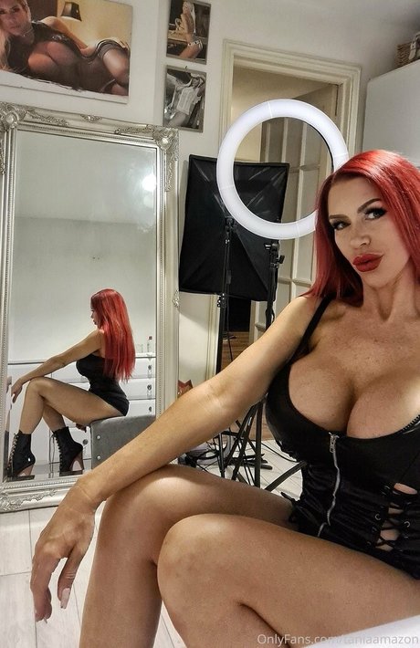 taniaamazon exclusive model gallery