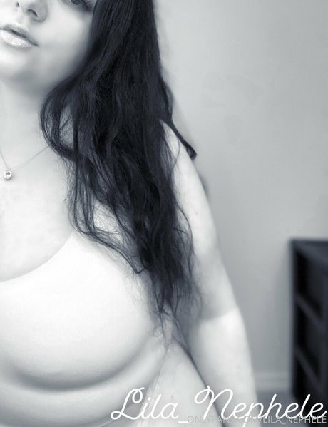 lila nephele free star pic