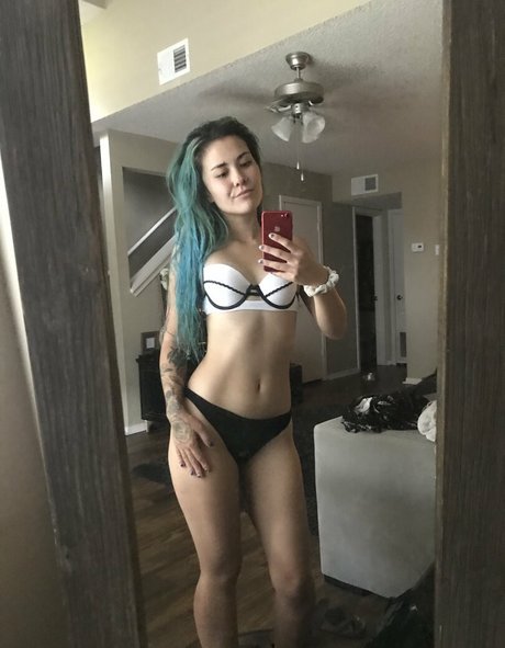 sukiiseduceyou pornstar beautiful archive