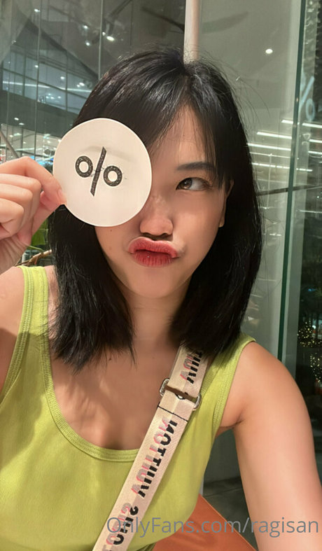 ragisan high quality model image