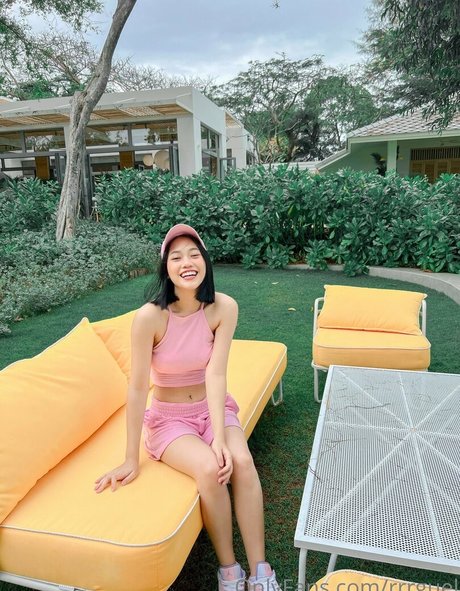 ragisan sexy model photo