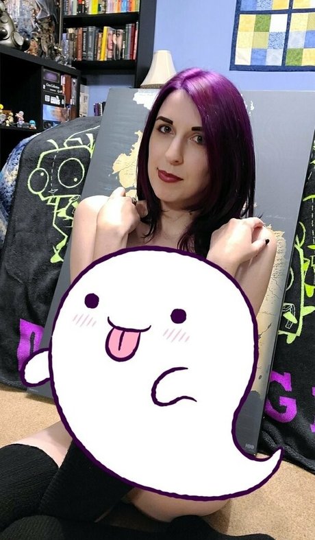 tearexqueen model top image