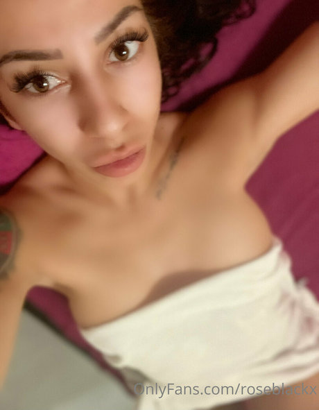 roseblackx model art gallery