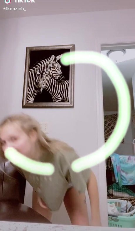 Kenzieh star adult photo