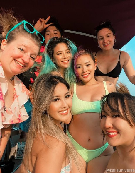 kaliauniverse beautiful model pics