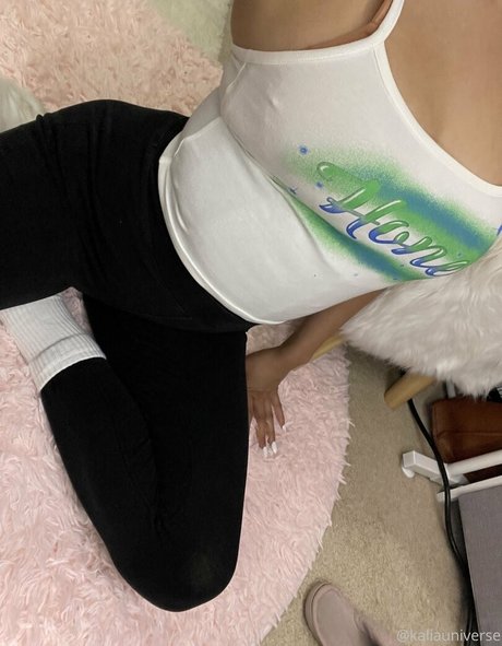 teen lesbian onlyfans art naked pic