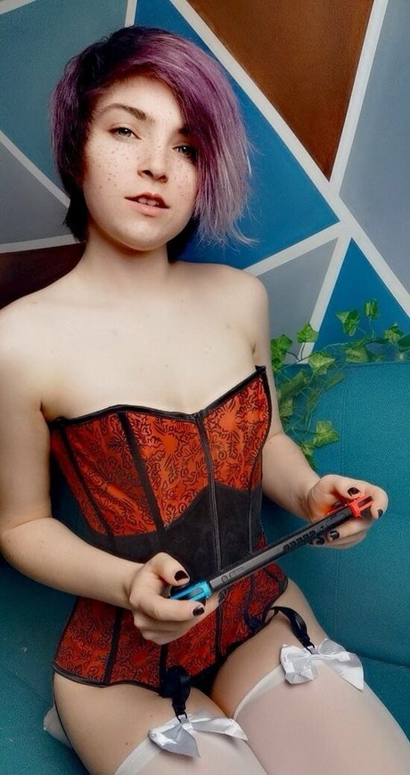 jadellewds hot actress pics