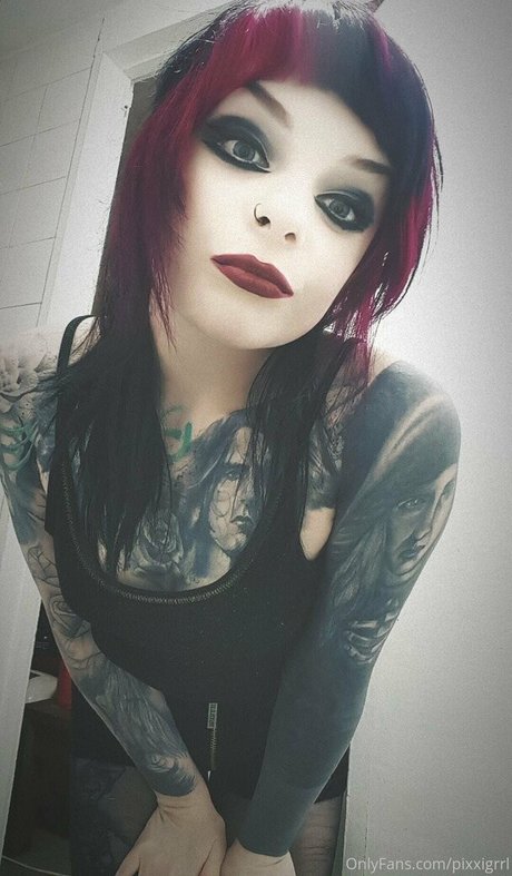 pixxigrrl pornstar free photo