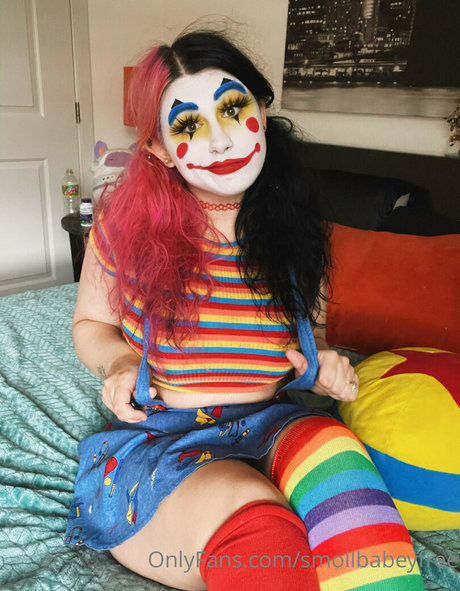 smollbabeyfree pretty actress photos