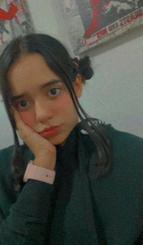 Hanna Costtello pretty pornstar galleries