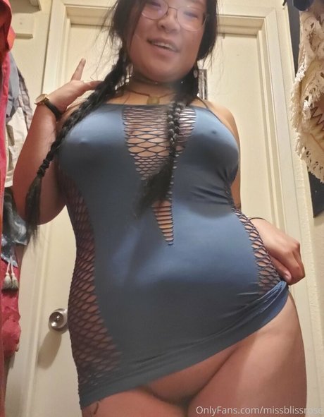 Missblissrose model hd pics
