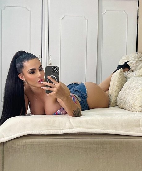 Gabriela Parisi pornographic model pics