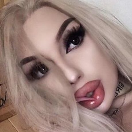 charlotteventura exclusive actress photos