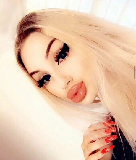 charlotteventura porn model picture