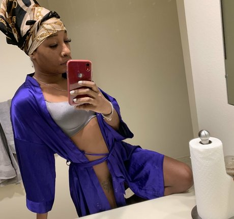 nellycantsay star gallery