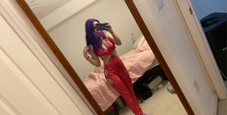 Nova Luxe porn actress picture