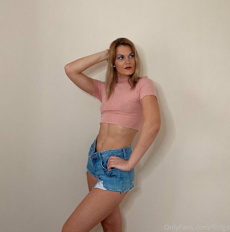 mature asian onlyfans hot naked pictures