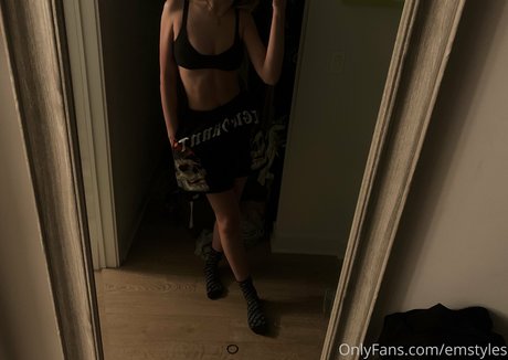 Dressupblondie star pornographic picture