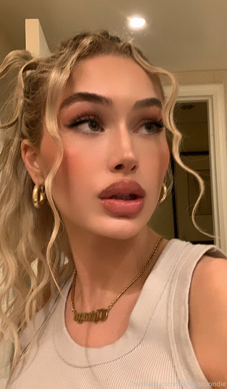 Dressupblondie free pornstar galleries