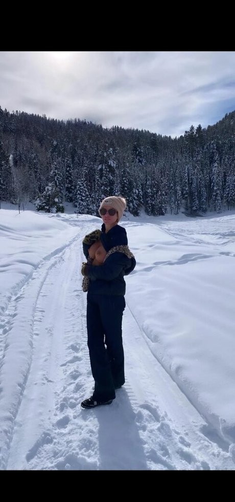 Liza Lesedi perfect model gallery