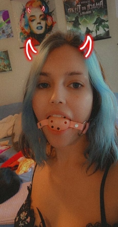 QT Lux pornstar beautiful photos