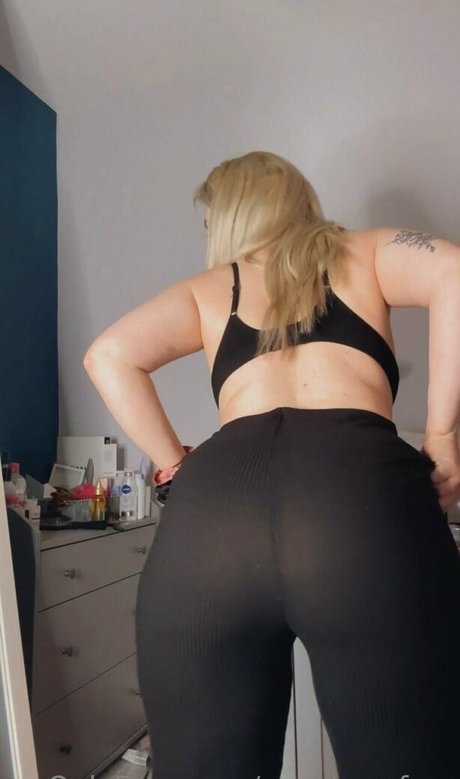 sophhsxxfree naked model archive