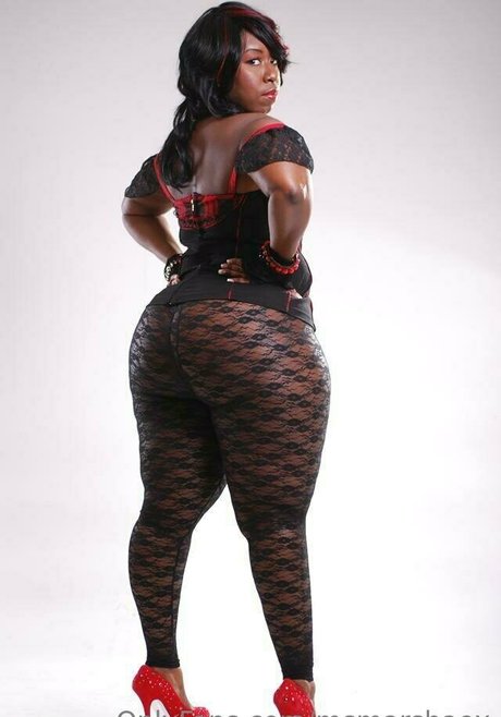 msmarshaex nude pornstar pictures