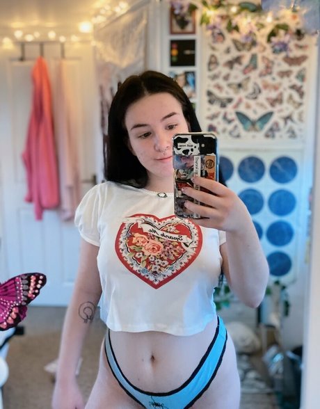 gothgermsfree star adult picture