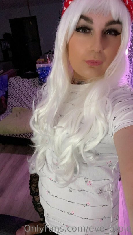 eve qtpie model sex archive